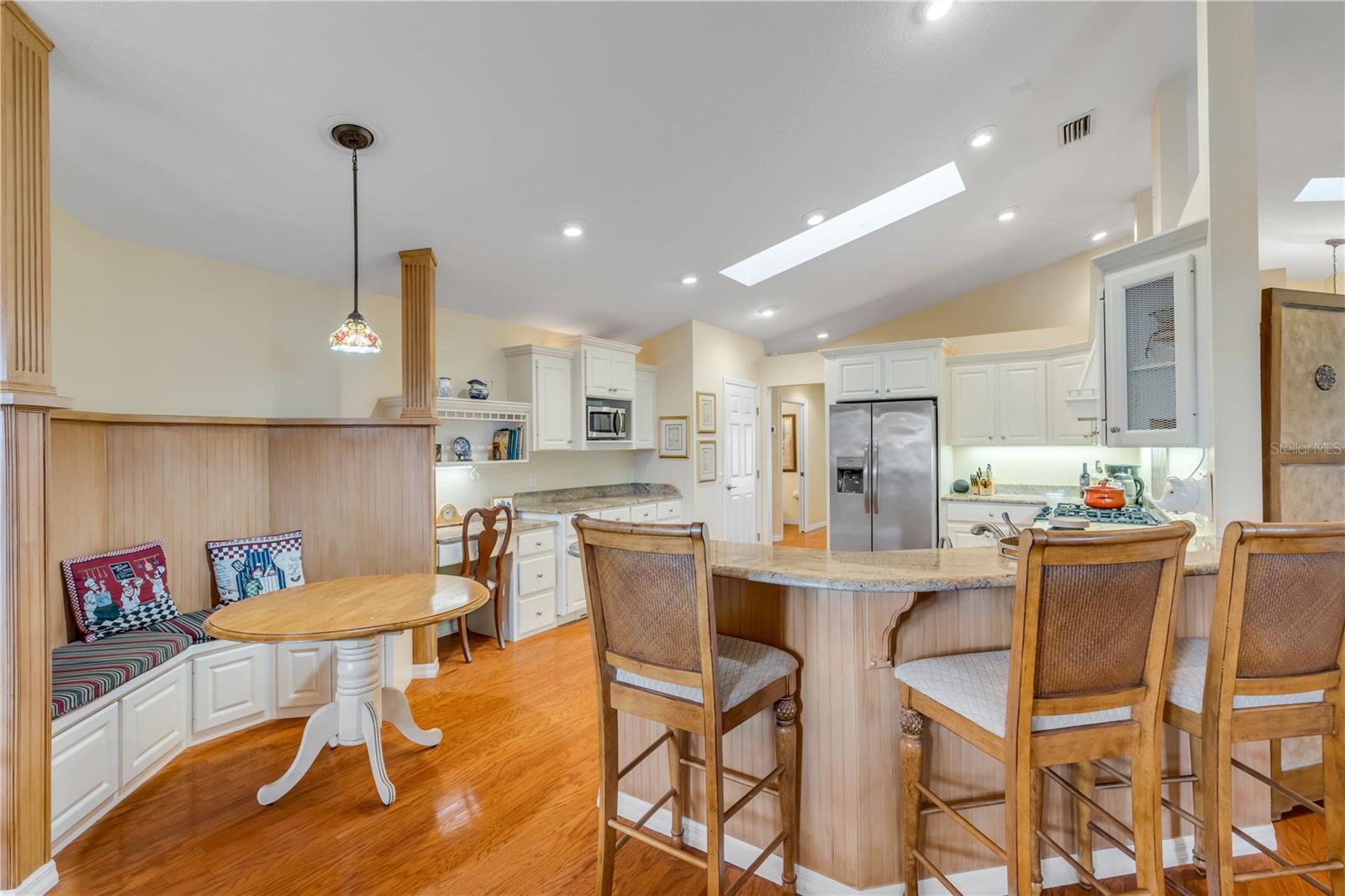 Image 17 of 78 For 1098 Red Maple Way