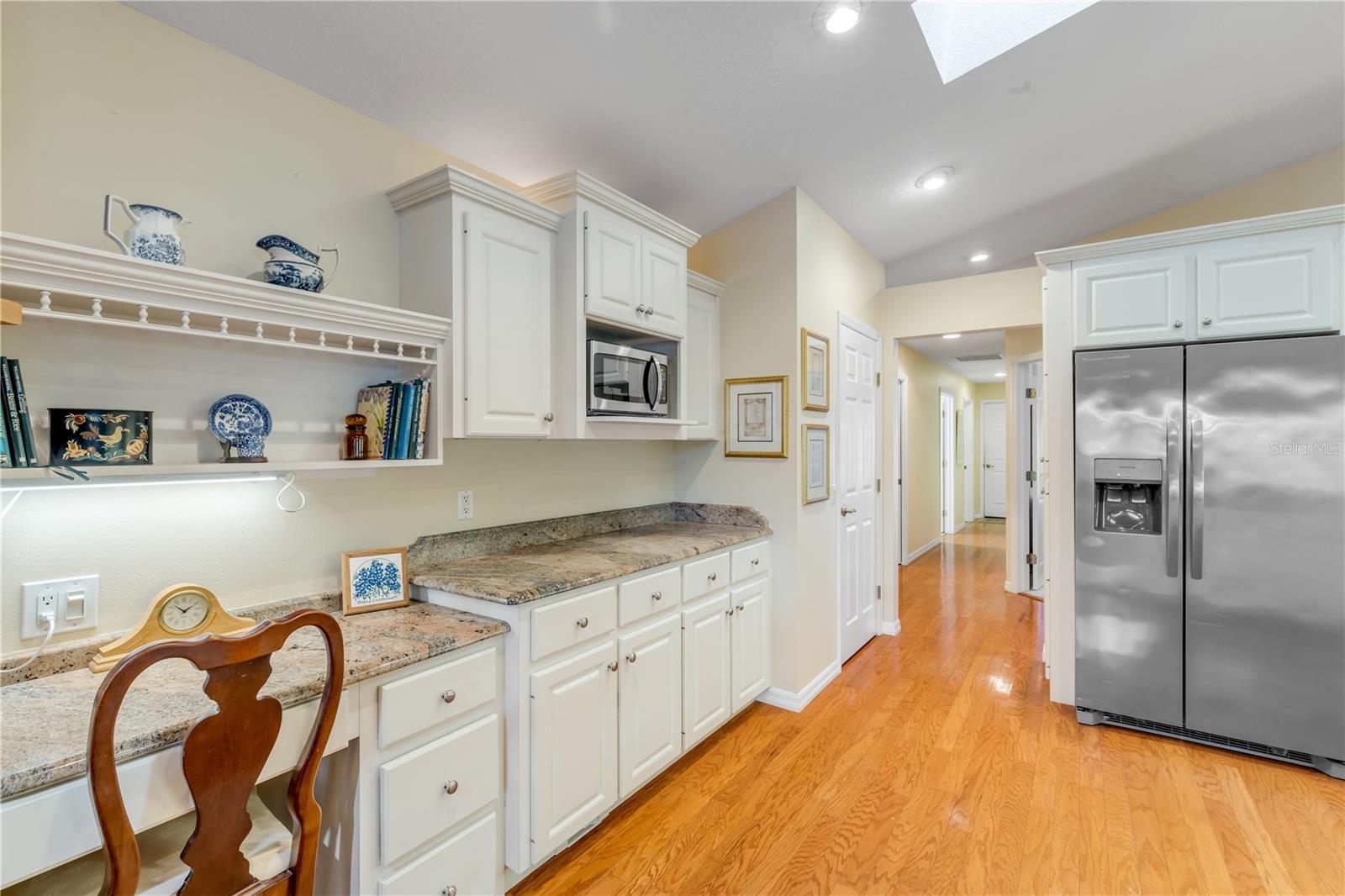 Image 19 of 78 For 1098 Red Maple Way