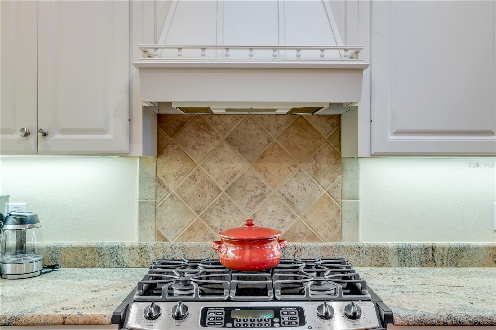 Image 25 of 78 For 1098 Red Maple Way