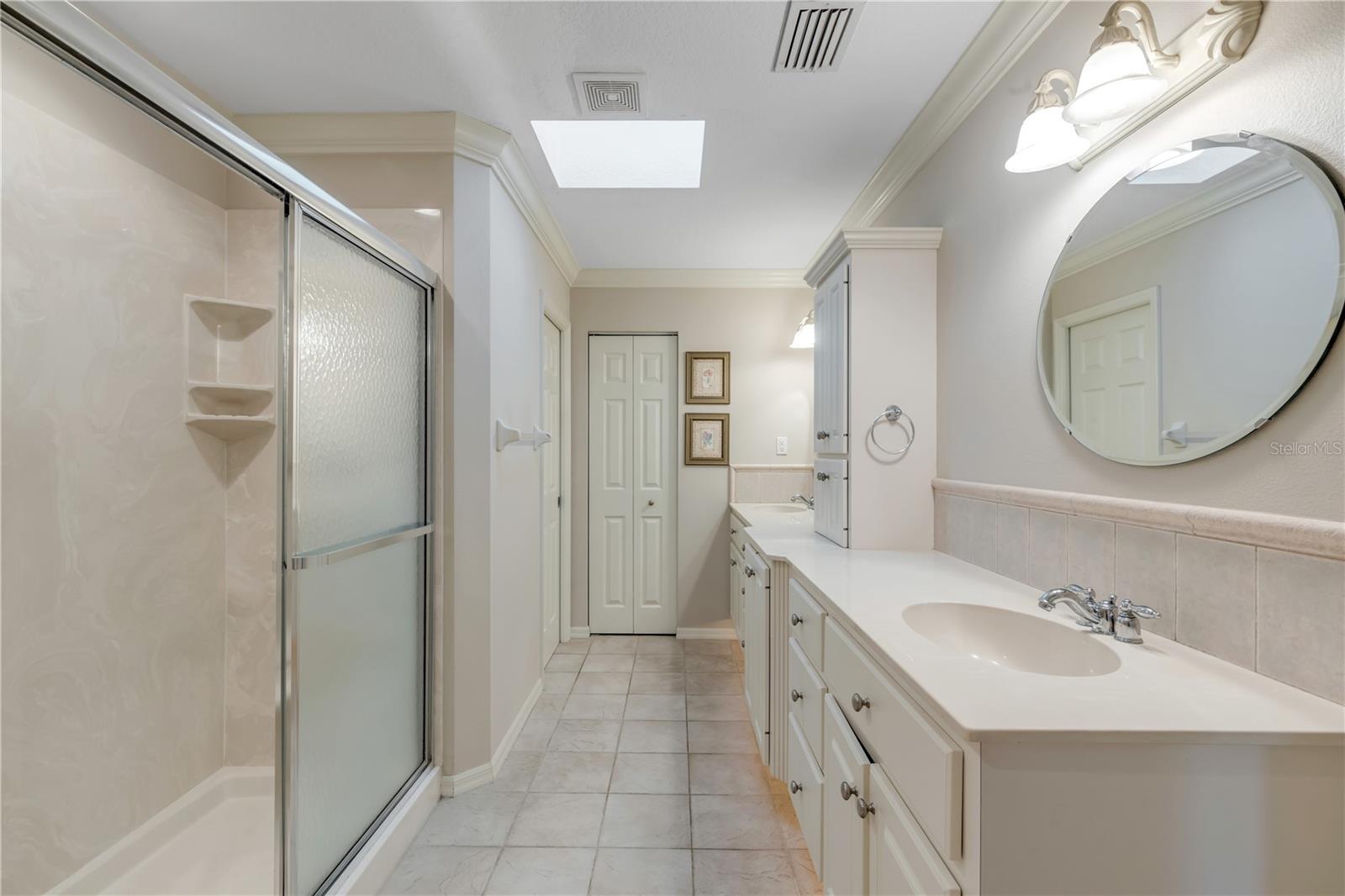 Image 33 of 78 For 1098 Red Maple Way