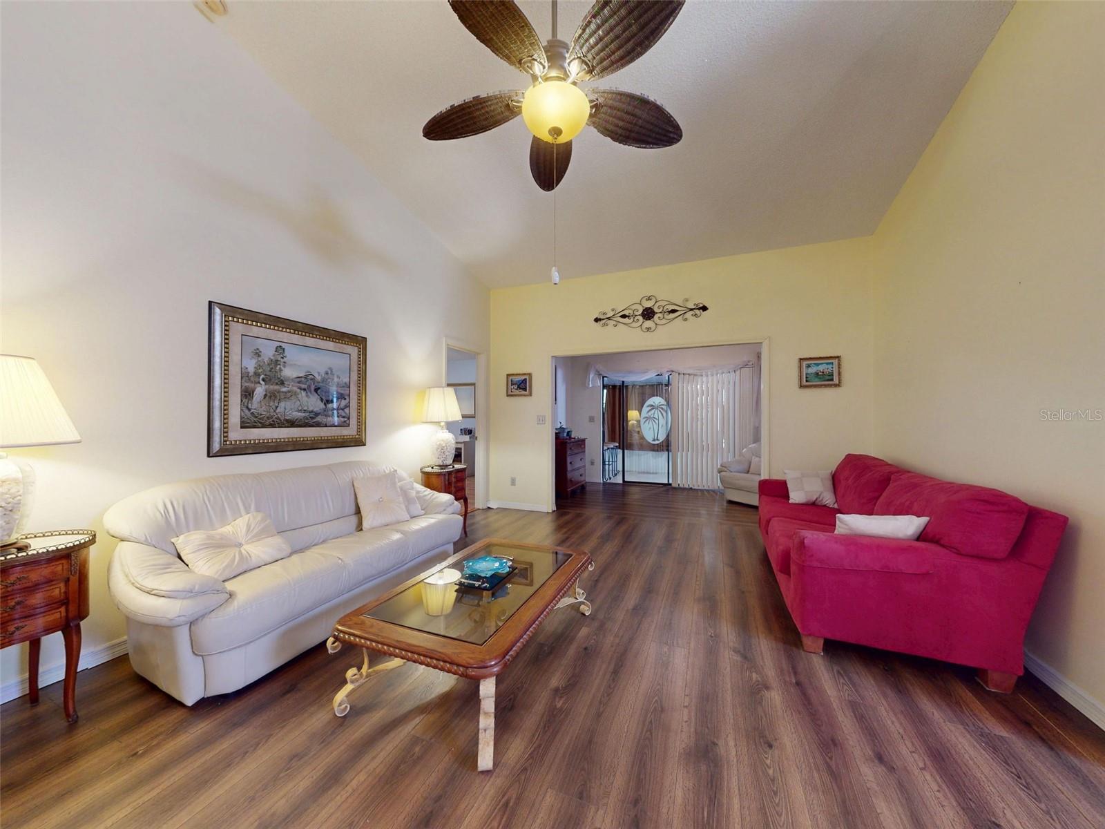 Image 10 of 60 For 686 Middlebury Loop