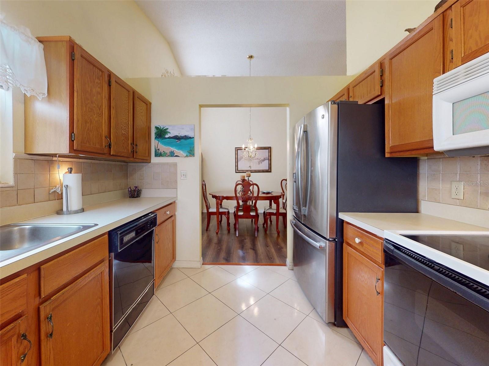 Image 20 of 60 For 686 Middlebury Loop