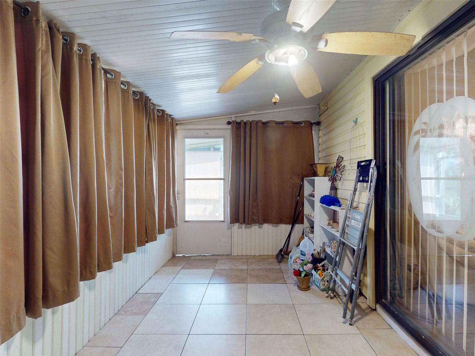 Image 26 of 60 For 686 Middlebury Loop