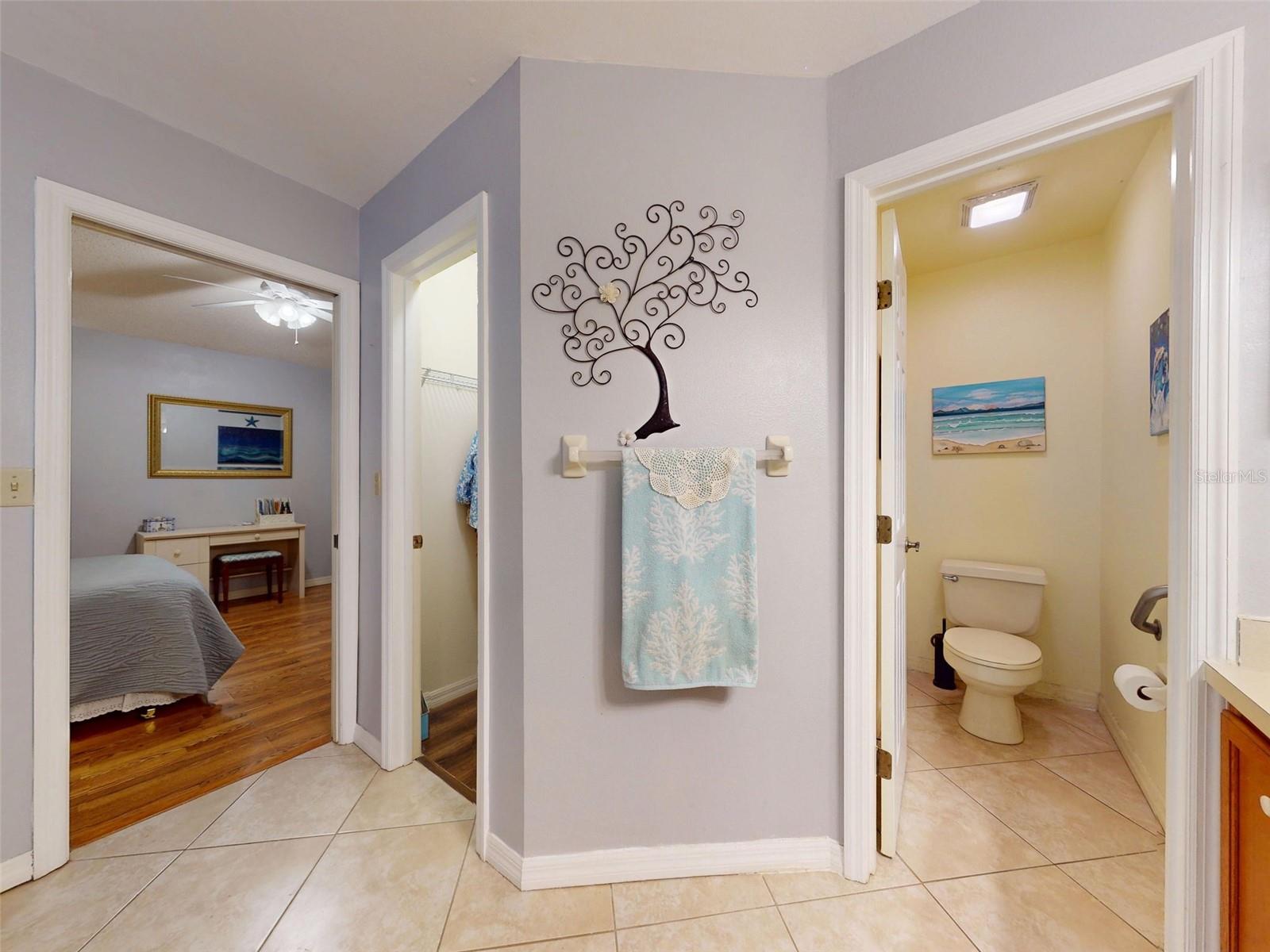 Image 39 of 60 For 686 Middlebury Loop