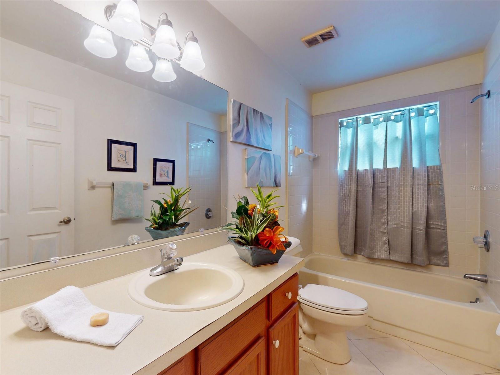 Image 7 of 60 For 686 Middlebury Loop