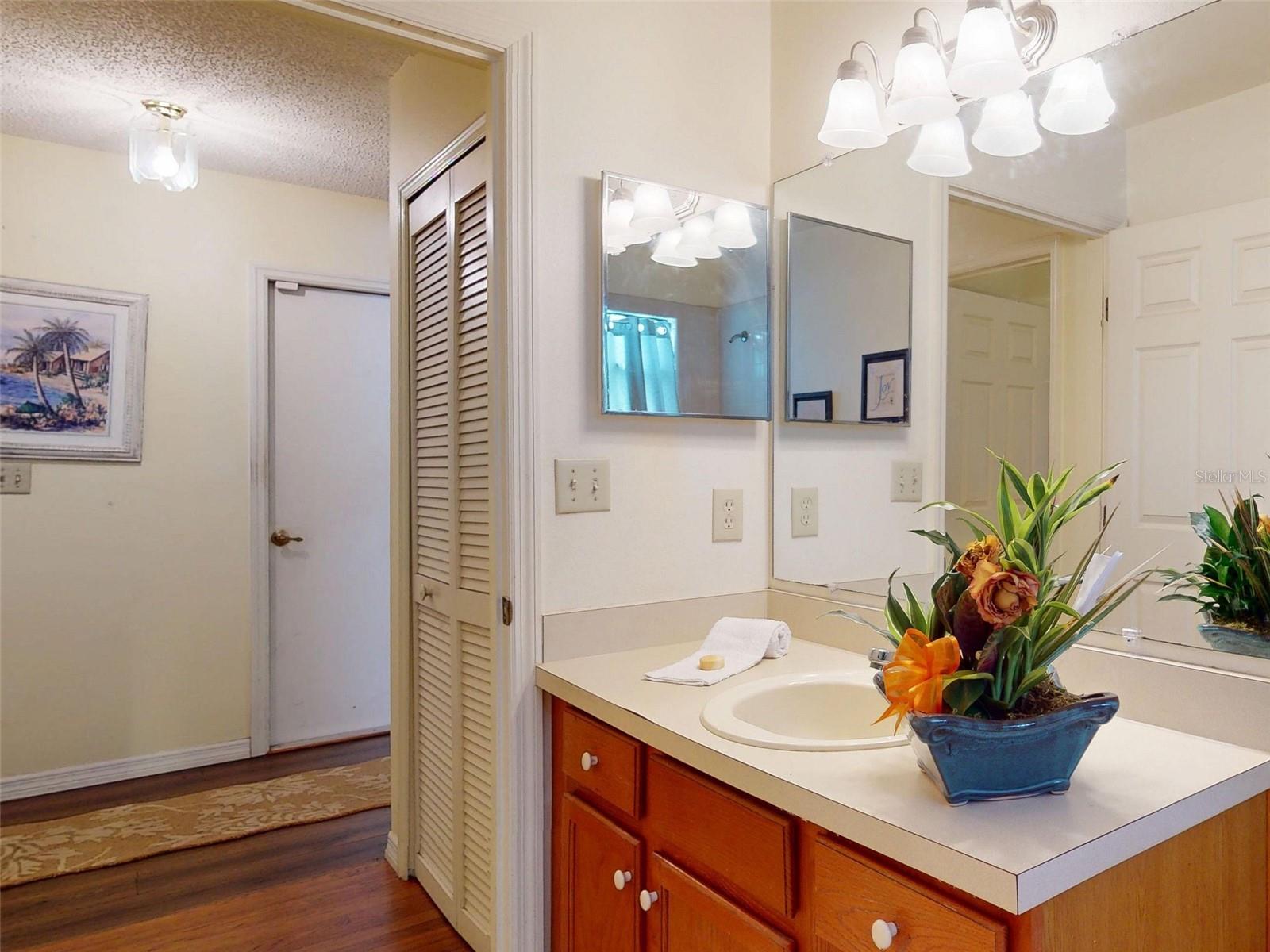 Image 8 of 60 For 686 Middlebury Loop