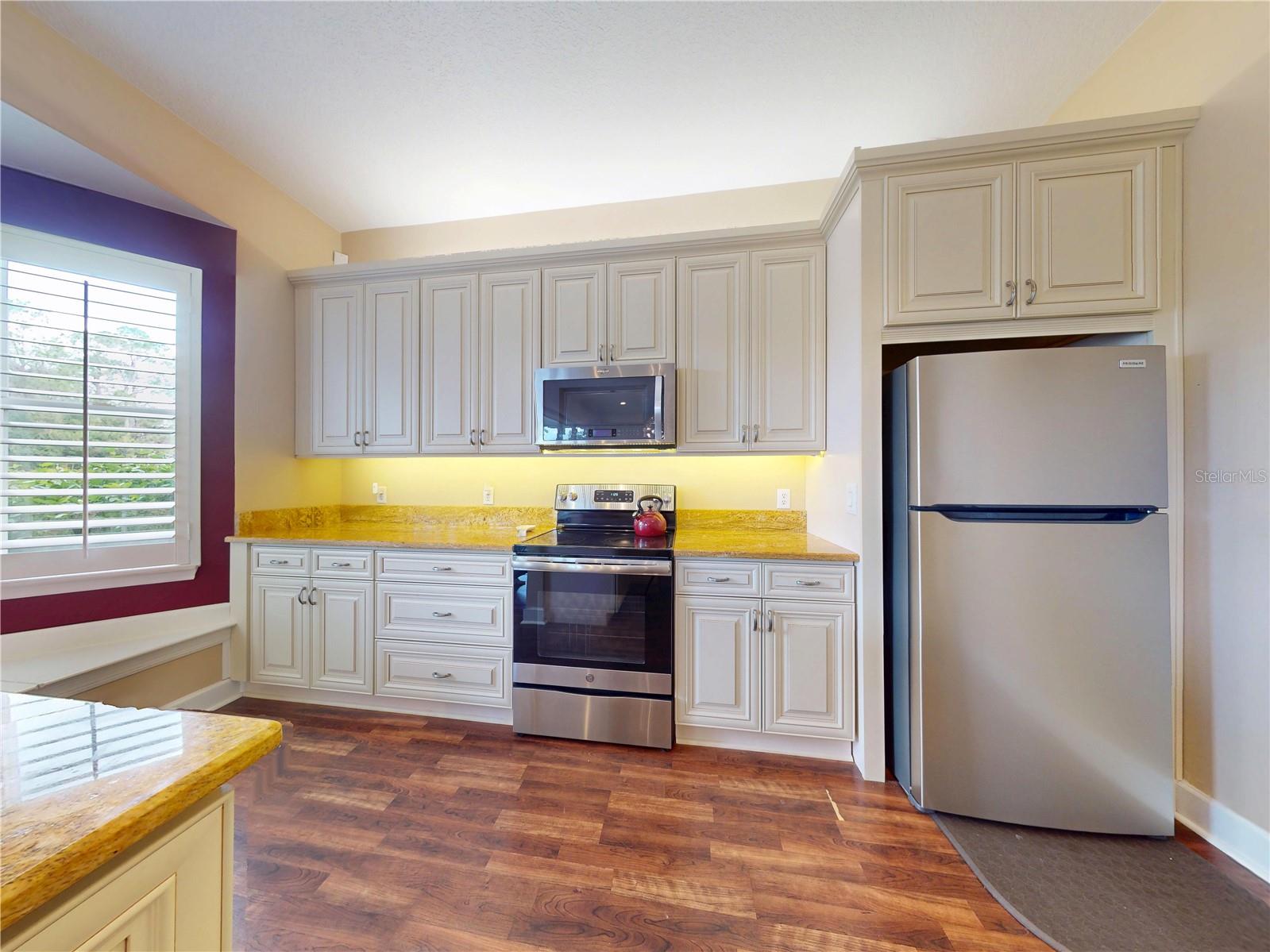 Image 15 of 55 For 71 Carriage Creek Way