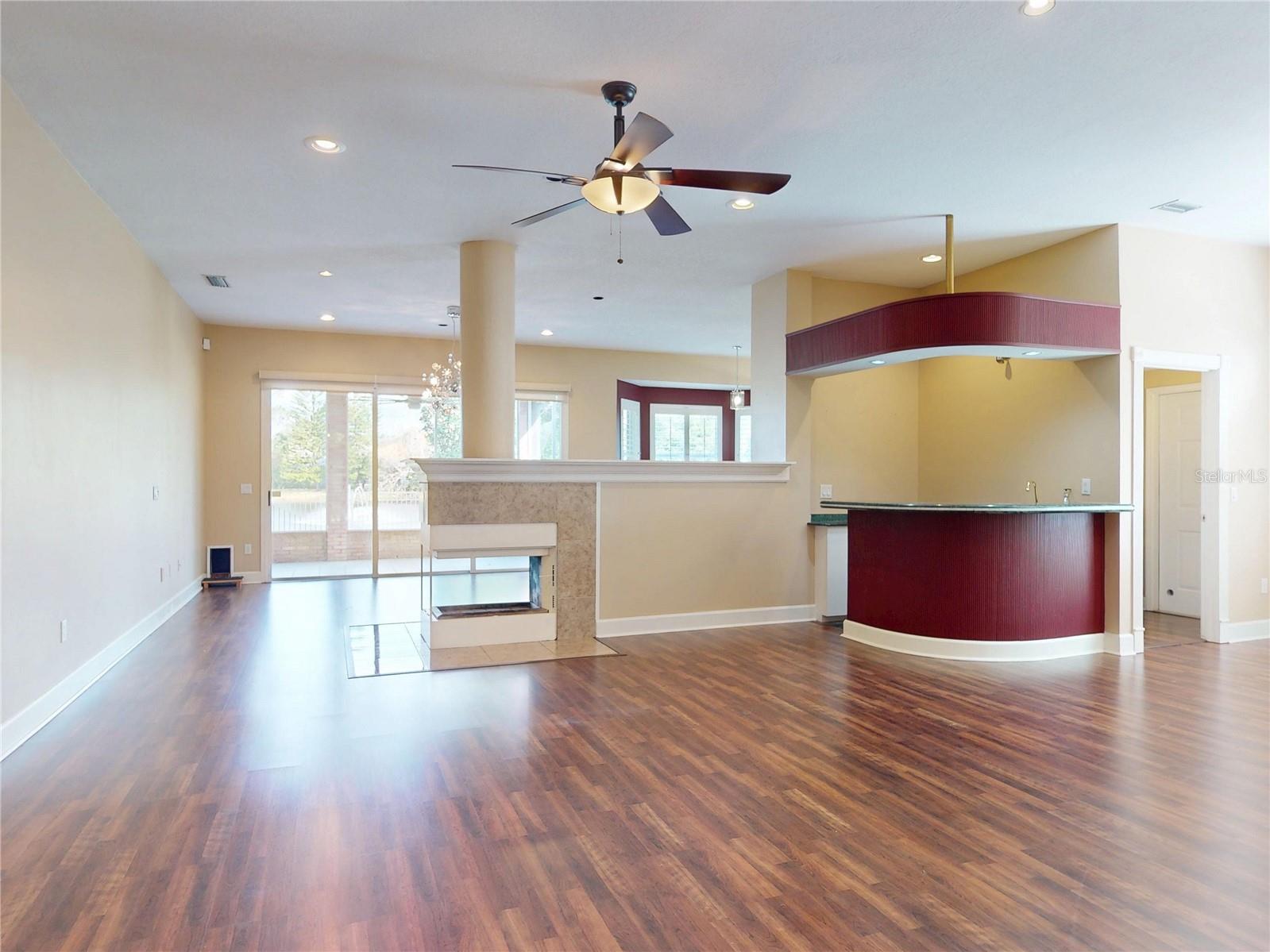 Image 7 of 55 For 71 Carriage Creek Way