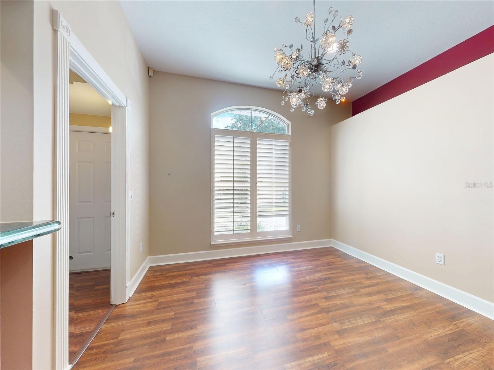 Image 8 of 55 For 71 Carriage Creek Way