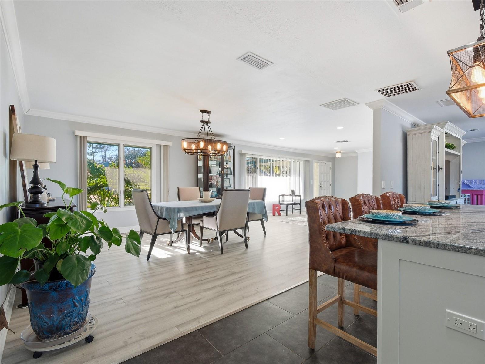 Image 19 of 74 For 1083 Button Bush Place