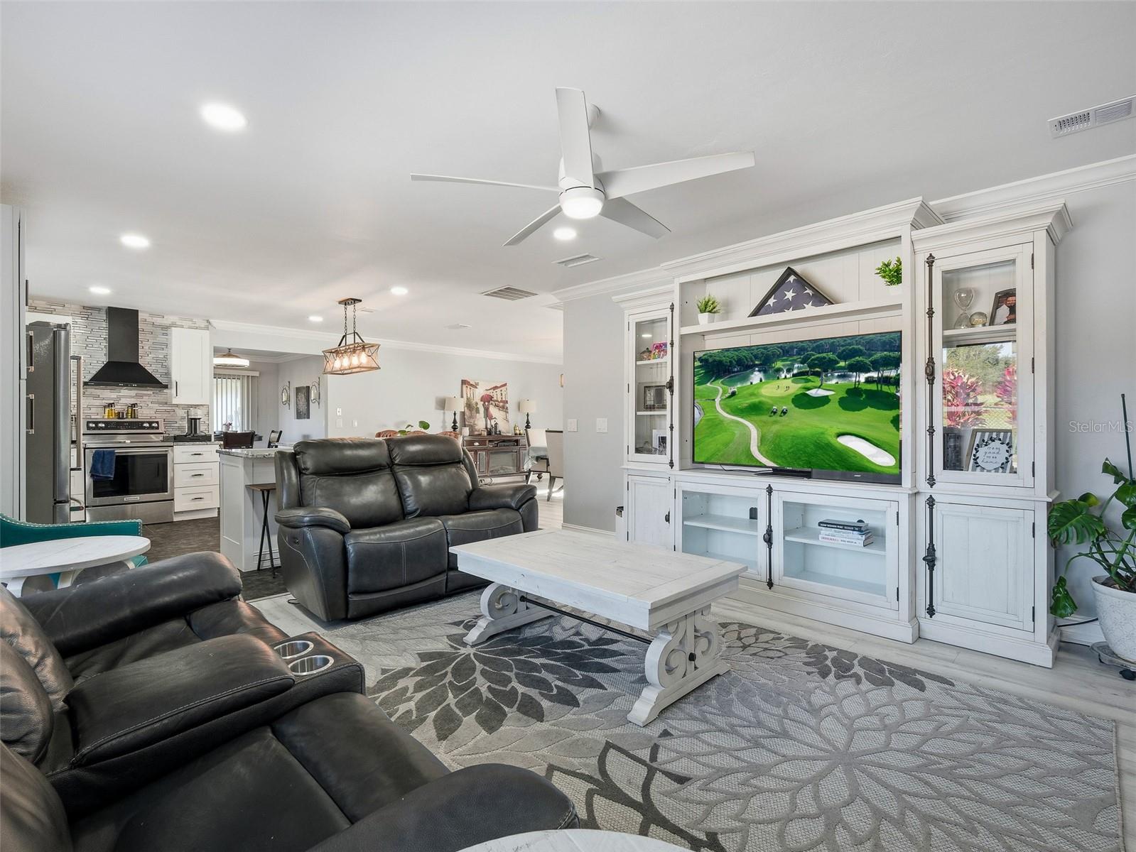 Image 31 of 74 For 1083 Button Bush Place