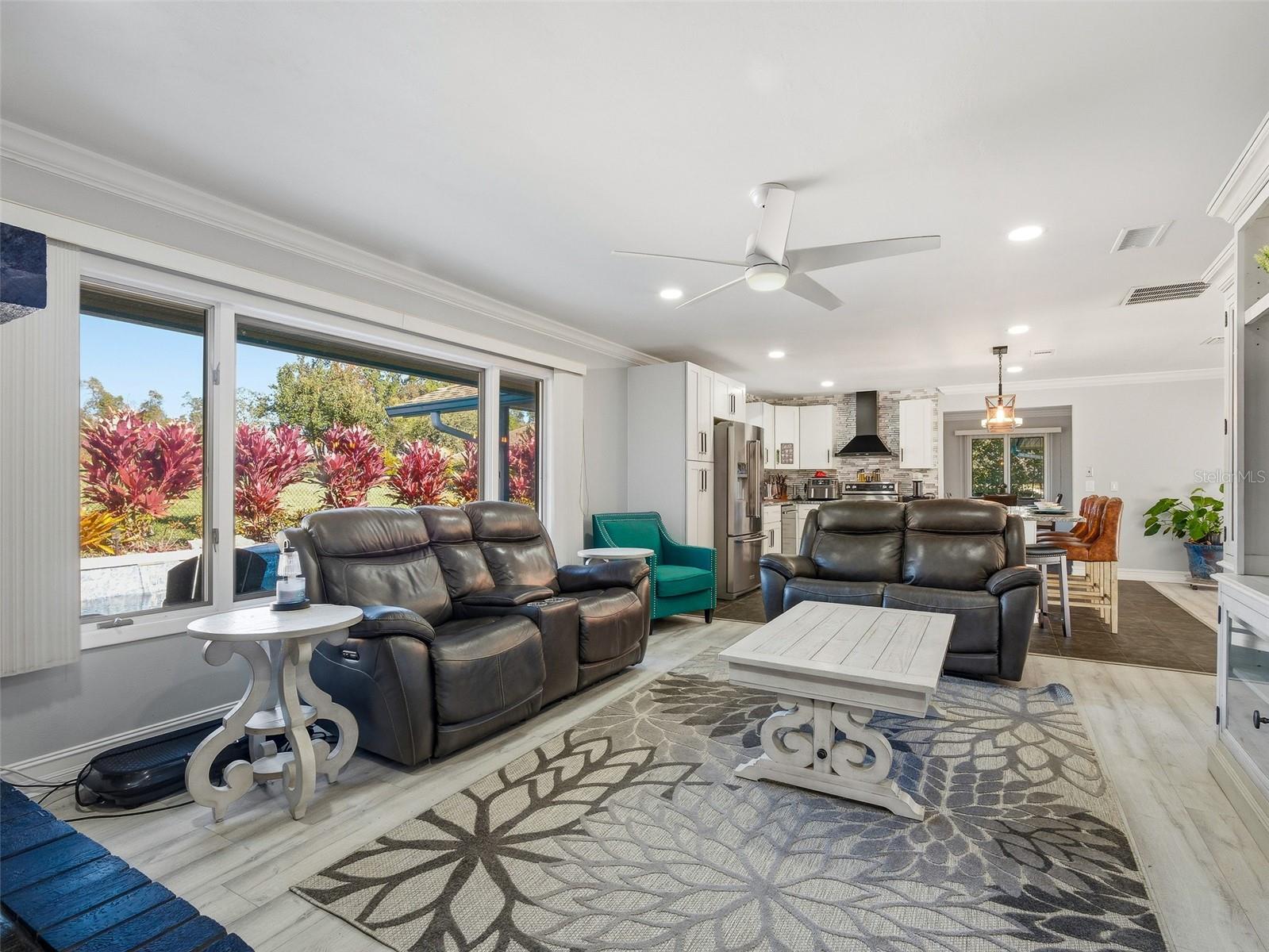 Image 32 of 74 For 1083 Button Bush Place