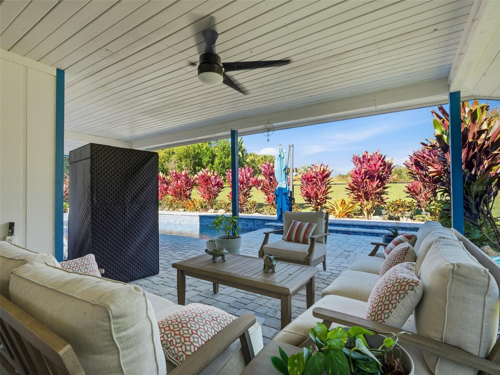 Image 40 of 74 For 1083 Button Bush Place