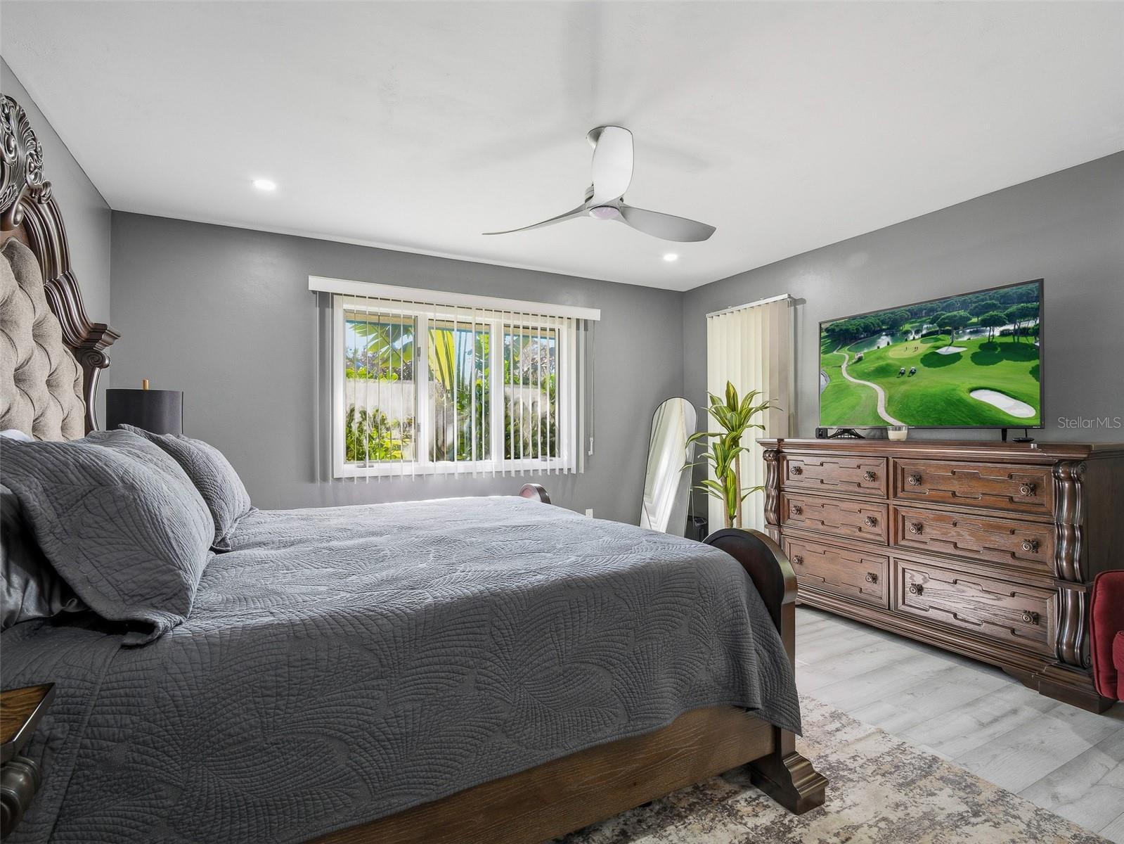 Image 41 of 74 For 1083 Button Bush Place