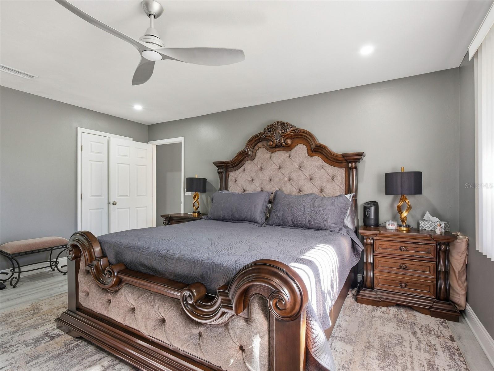 Image 43 of 74 For 1083 Button Bush Place