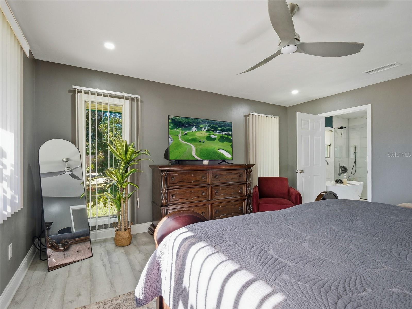 Image 44 of 74 For 1083 Button Bush Place