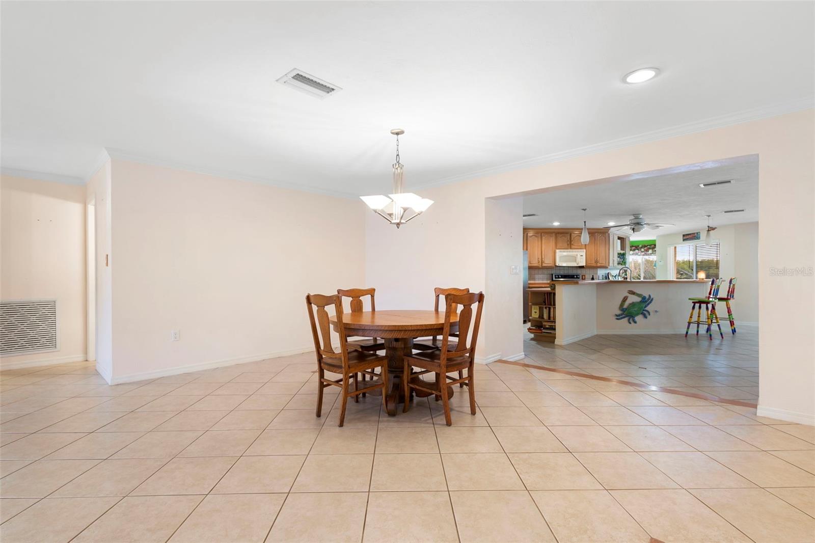 Image 10 of 56 For 33 Cunningham Drive