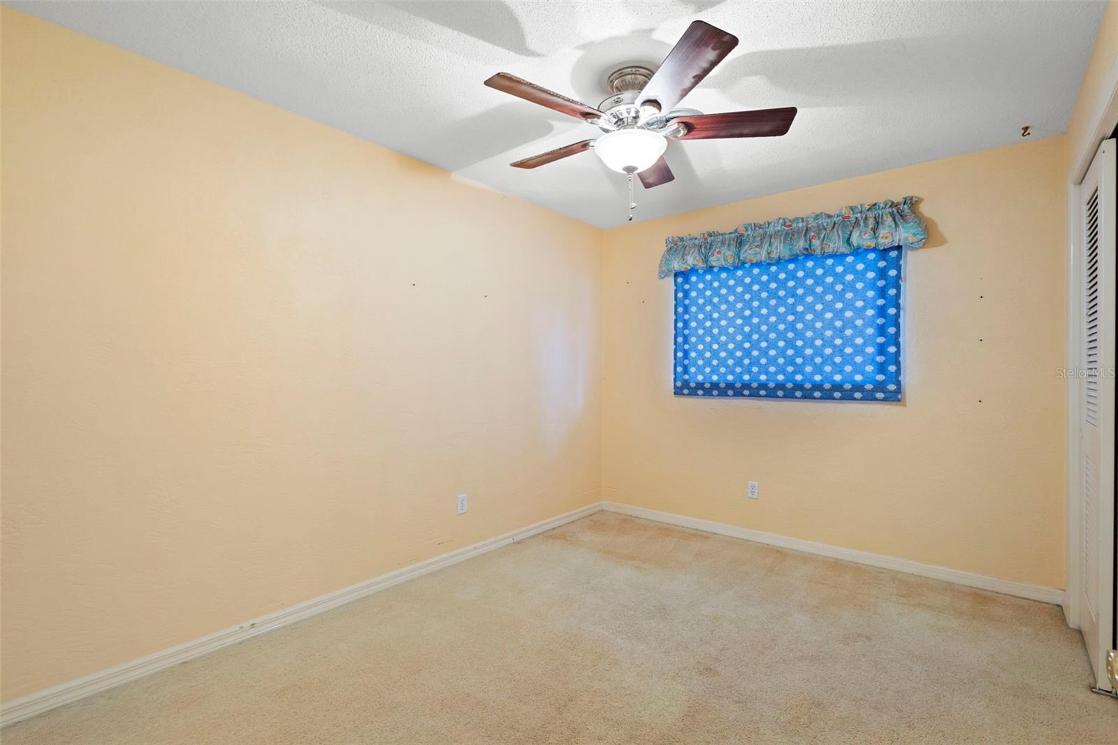 Image 31 of 56 For 33 Cunningham Drive