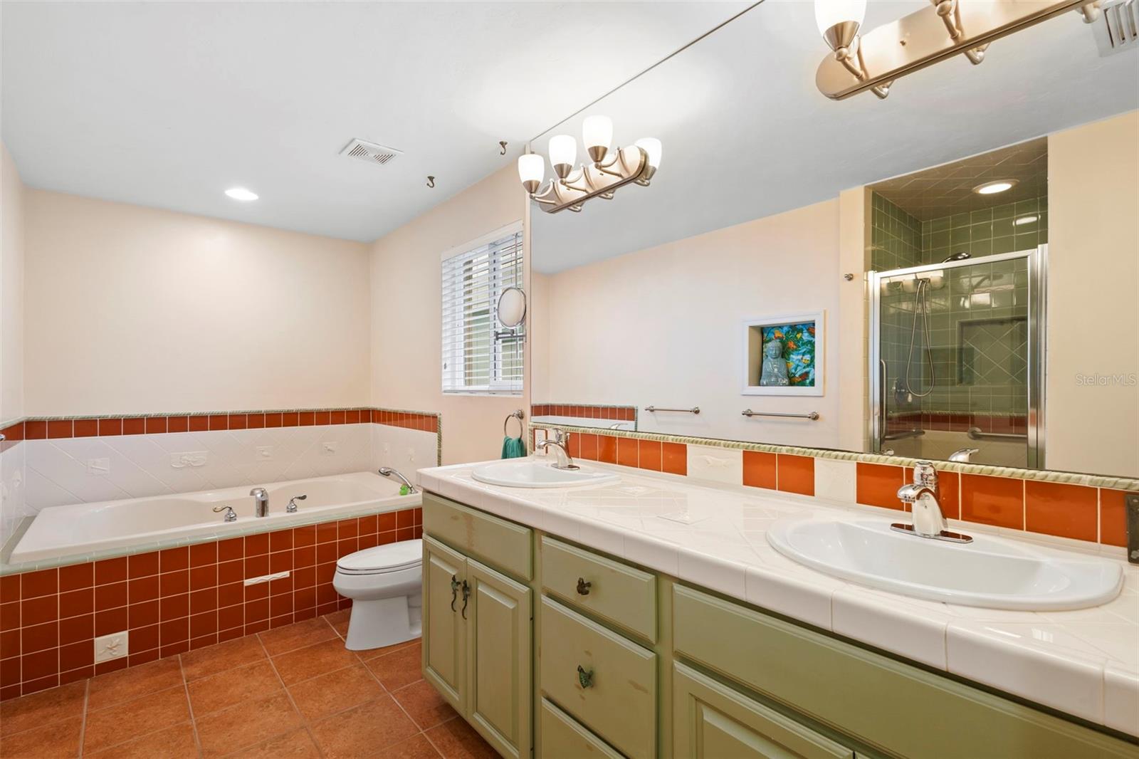 Image 34 of 56 For 33 Cunningham Drive