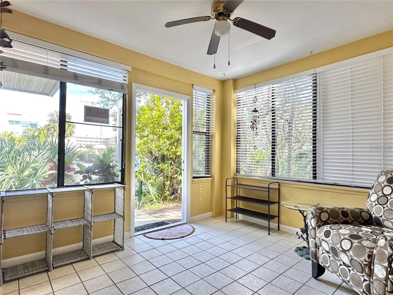 Image 9 of 42 For 4150 Atlantic Avenue 103a