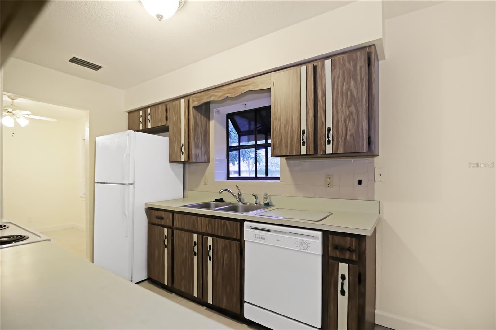 Image 11 of 24 For 937 Chickadee Drive