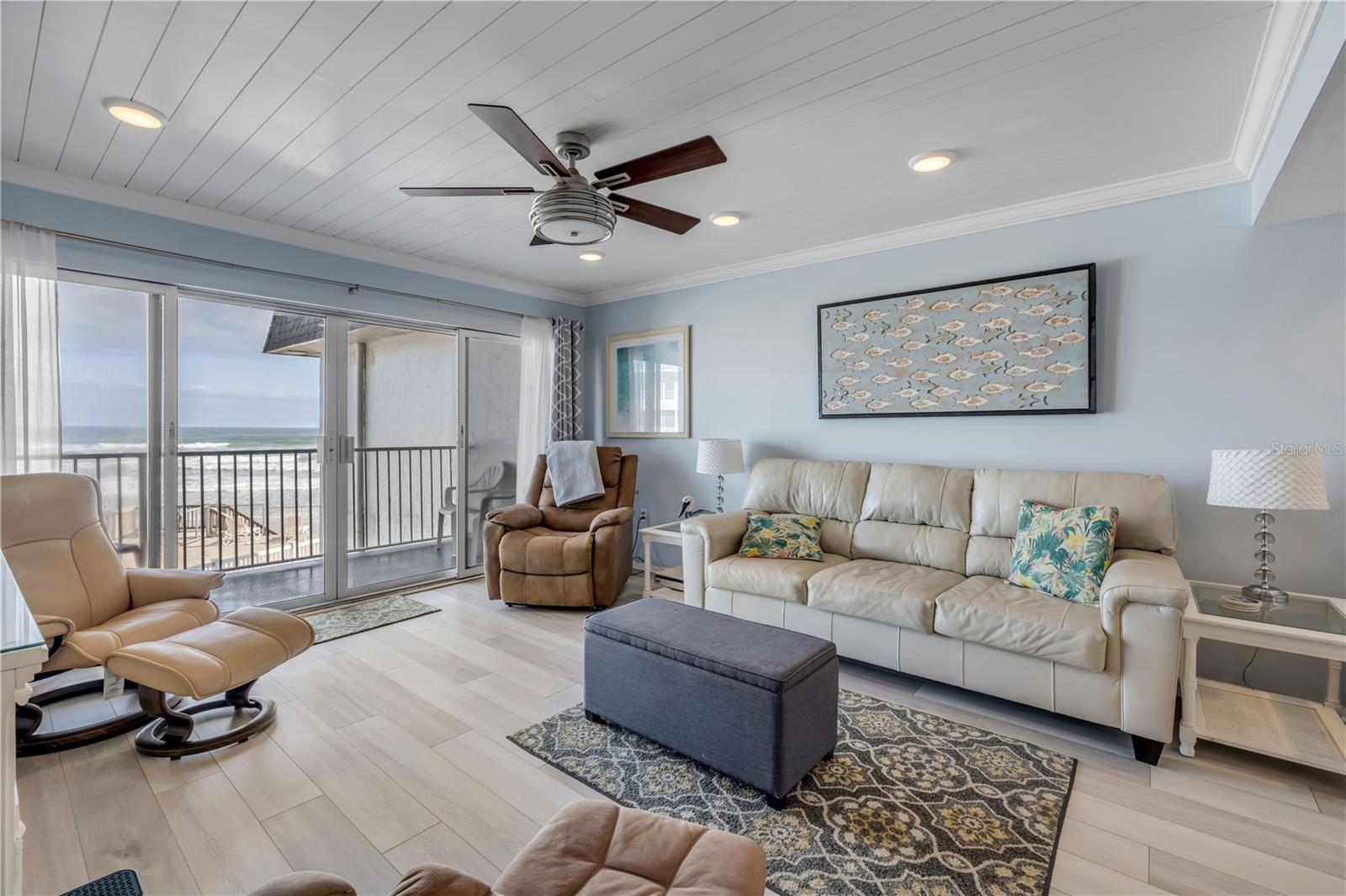 Image 21 of 40 For 4831 Saxon Drive 203