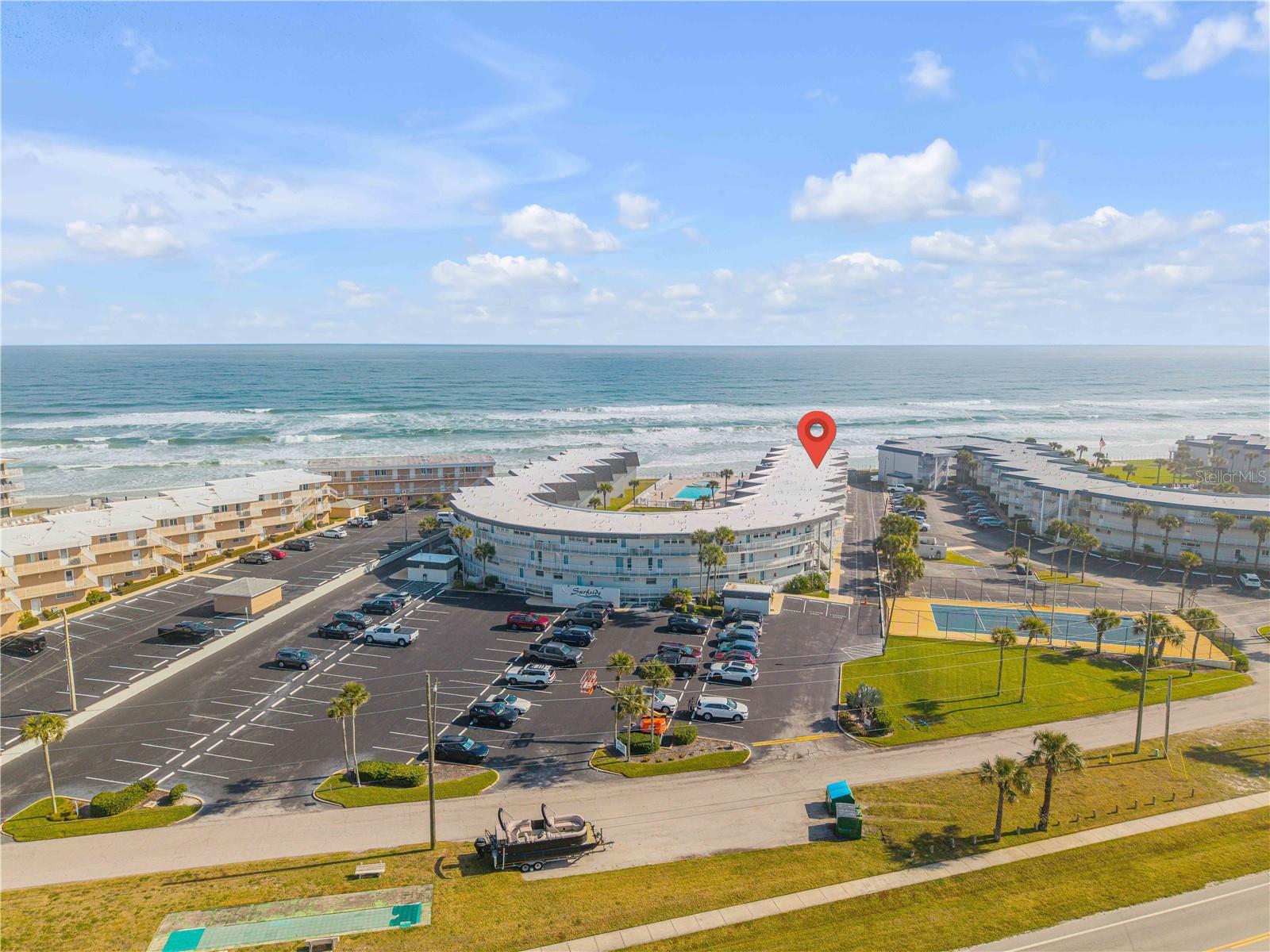 Image 3 of 40 For 4831 Saxon Drive 203