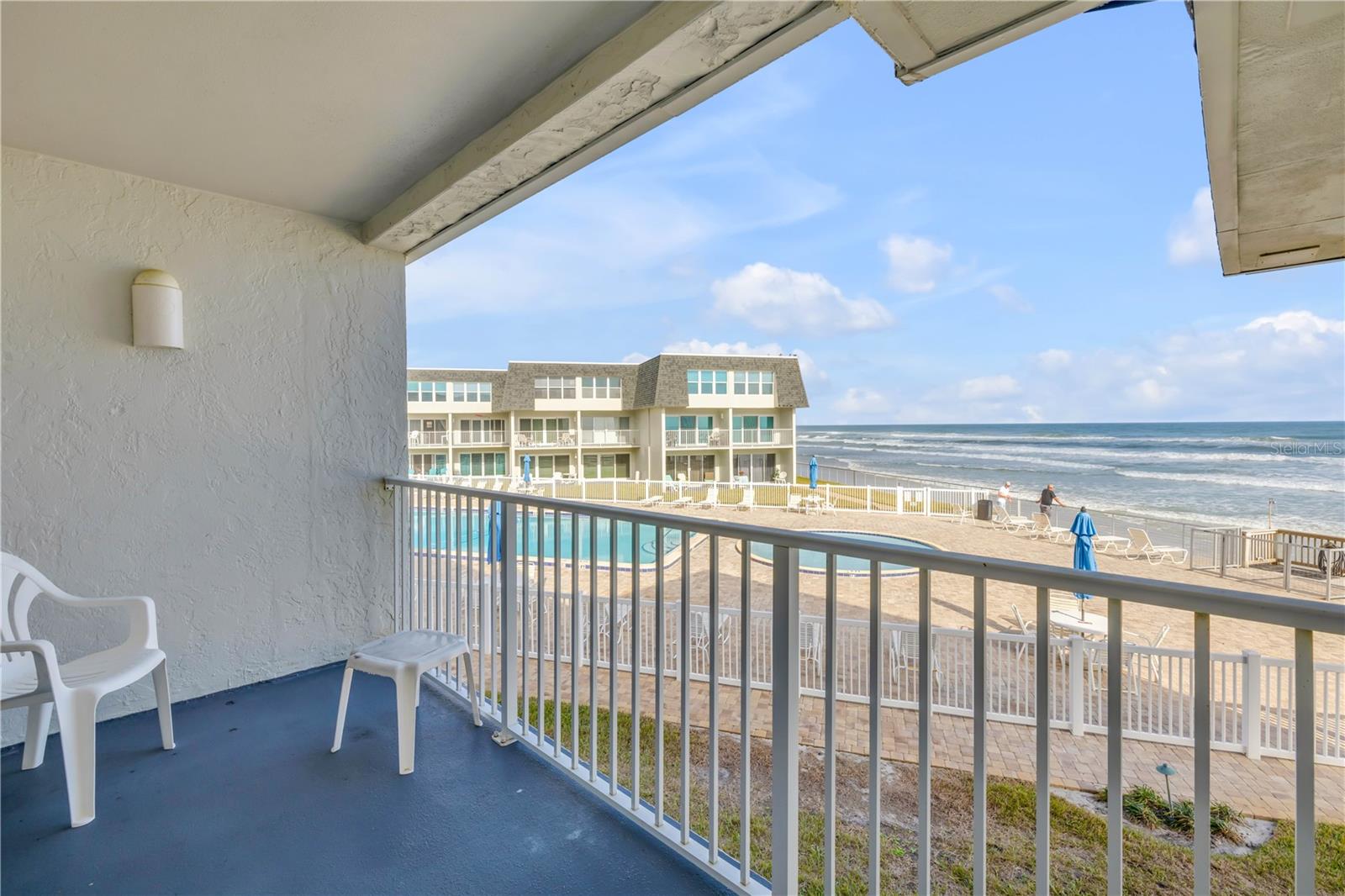 Image 32 of 40 For 4831 Saxon Drive 203