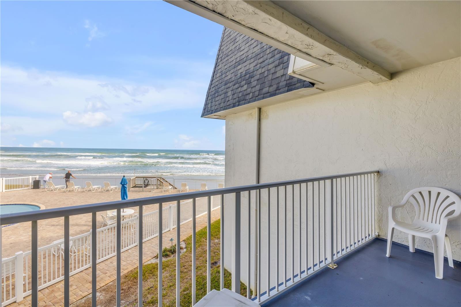 Image 33 of 40 For 4831 Saxon Drive 203