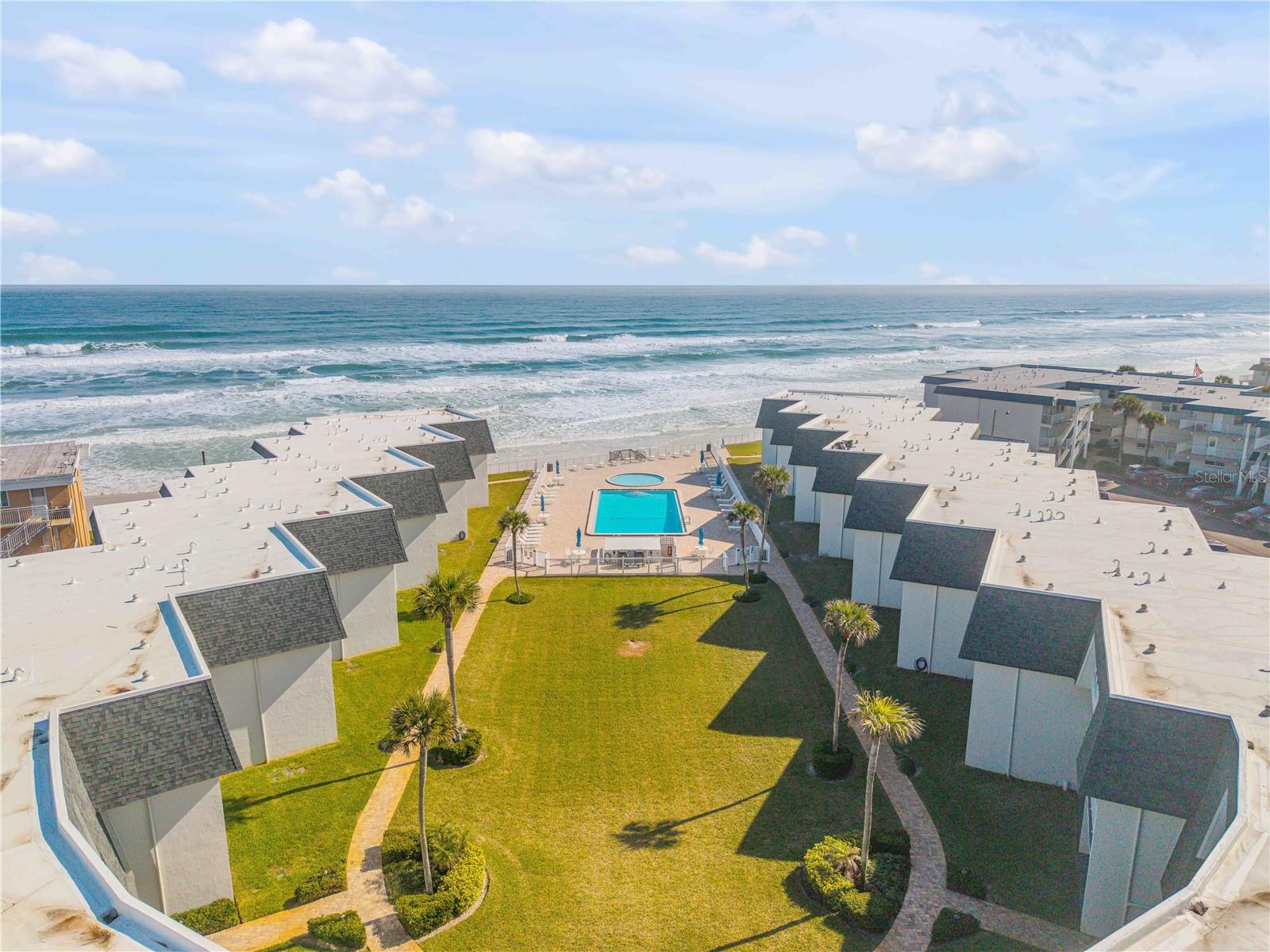 Image 37 of 40 For 4831 Saxon Drive 203