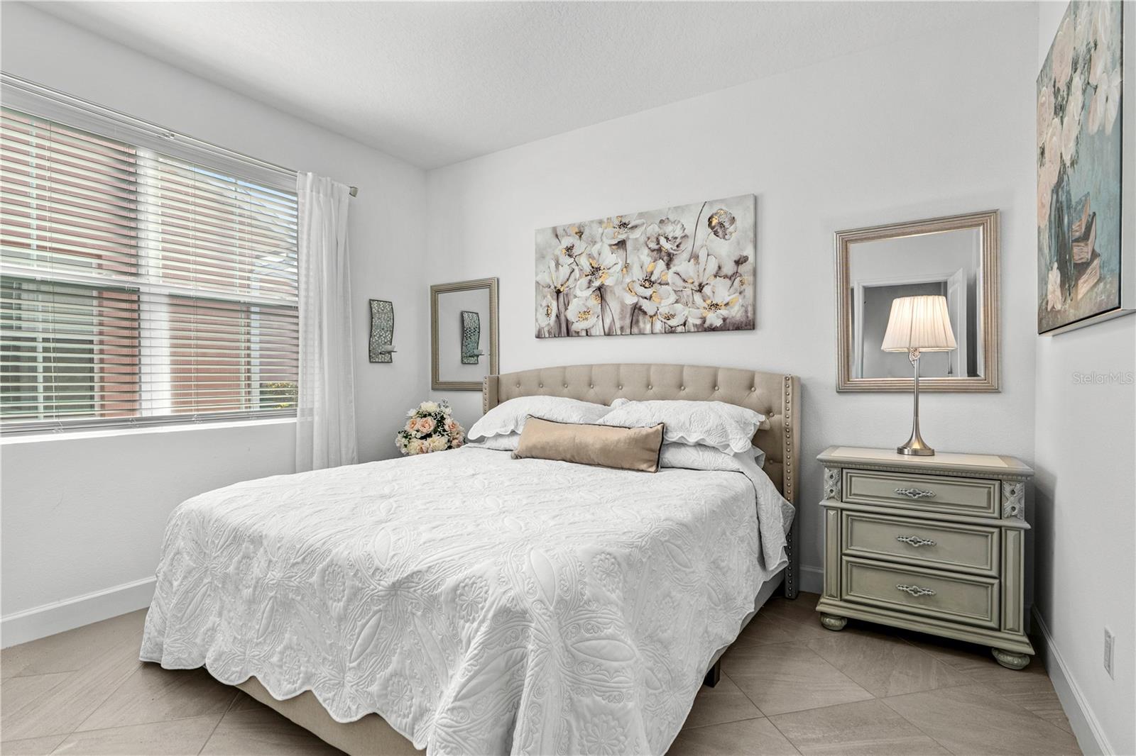 Image 17 of 54 For 524 High Tide Lane