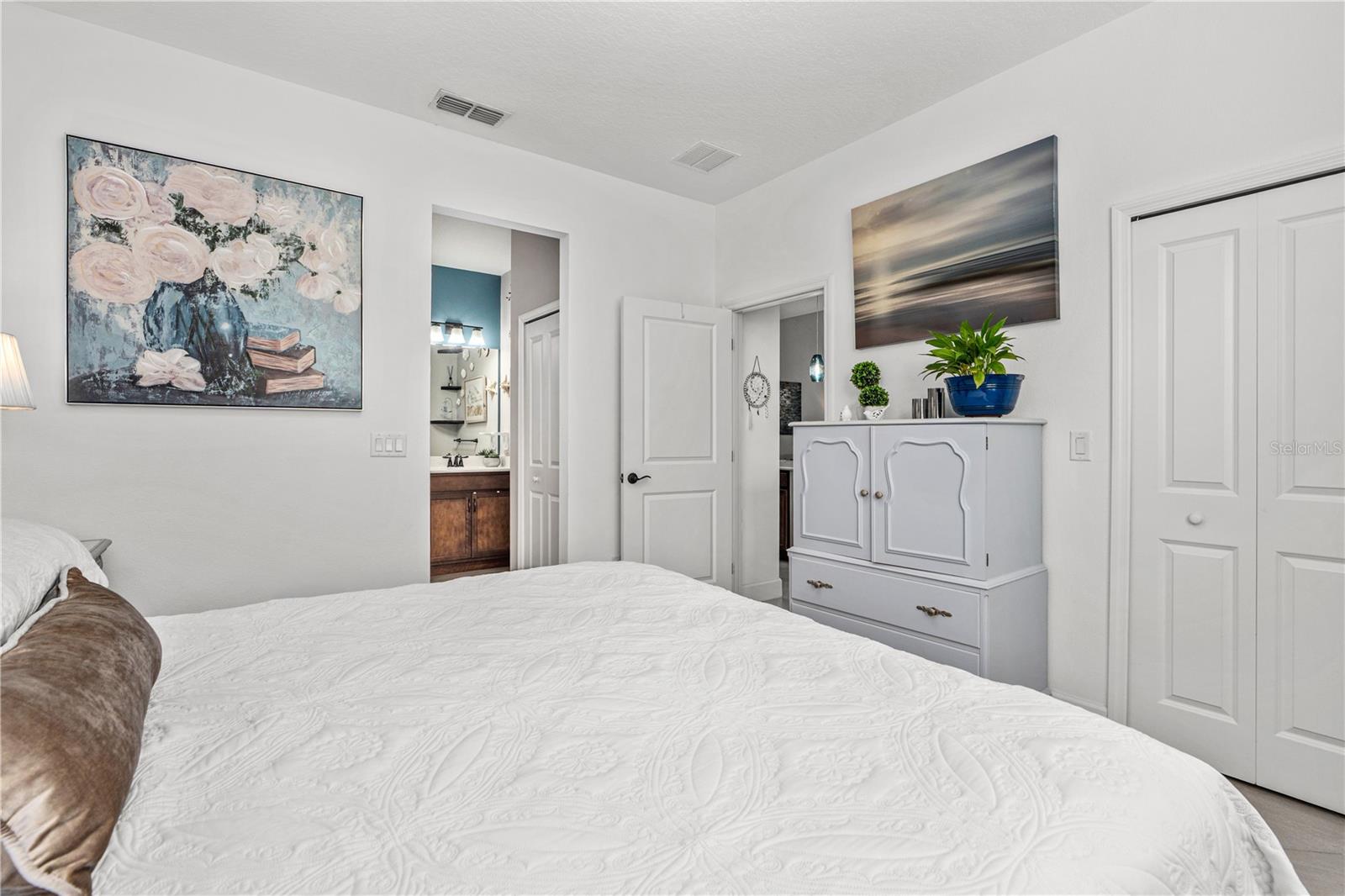 Image 20 of 54 For 524 High Tide Lane