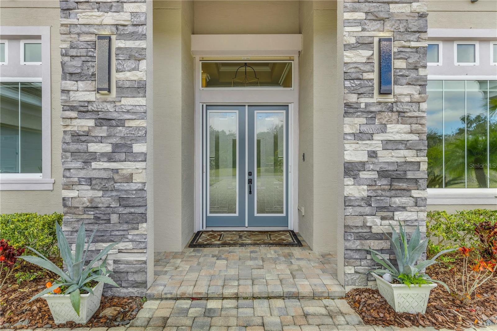 Image 2 of 100 For 2354 Legacy Lane