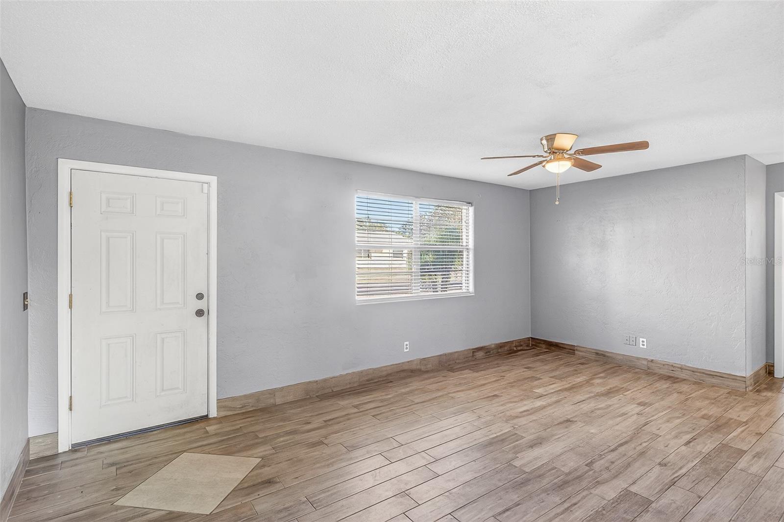 Image 10 of 31 For 1806 James Street