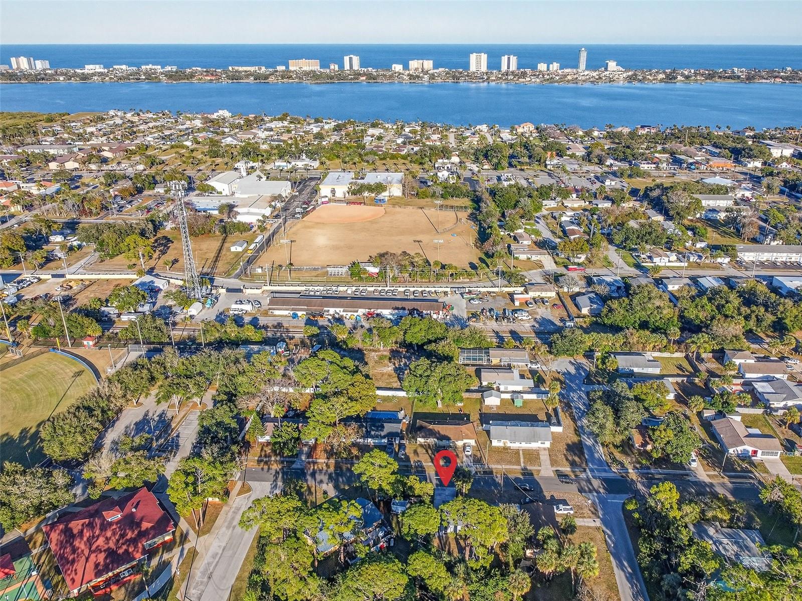 Image 4 of 31 For 1806 James Street