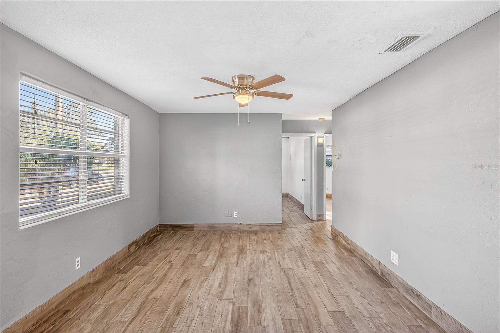 Image 9 of 31 For 1806 James Street