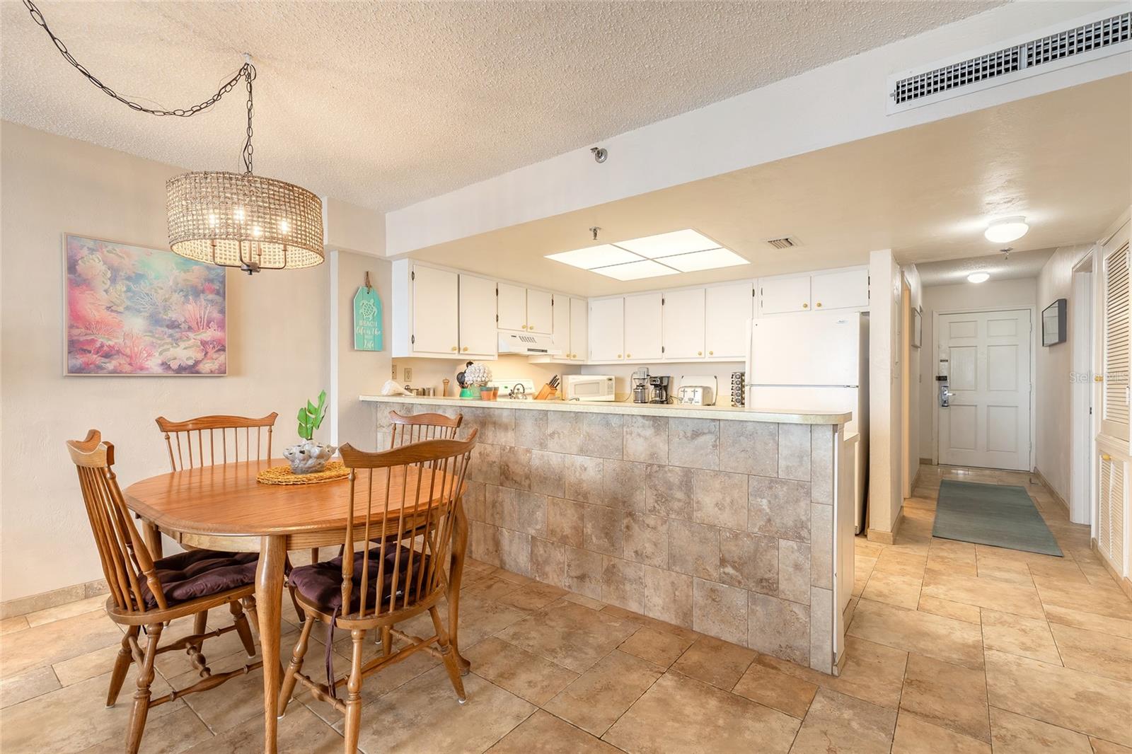 Image 22 of 43 For 4139 Atlantic Avenue A508