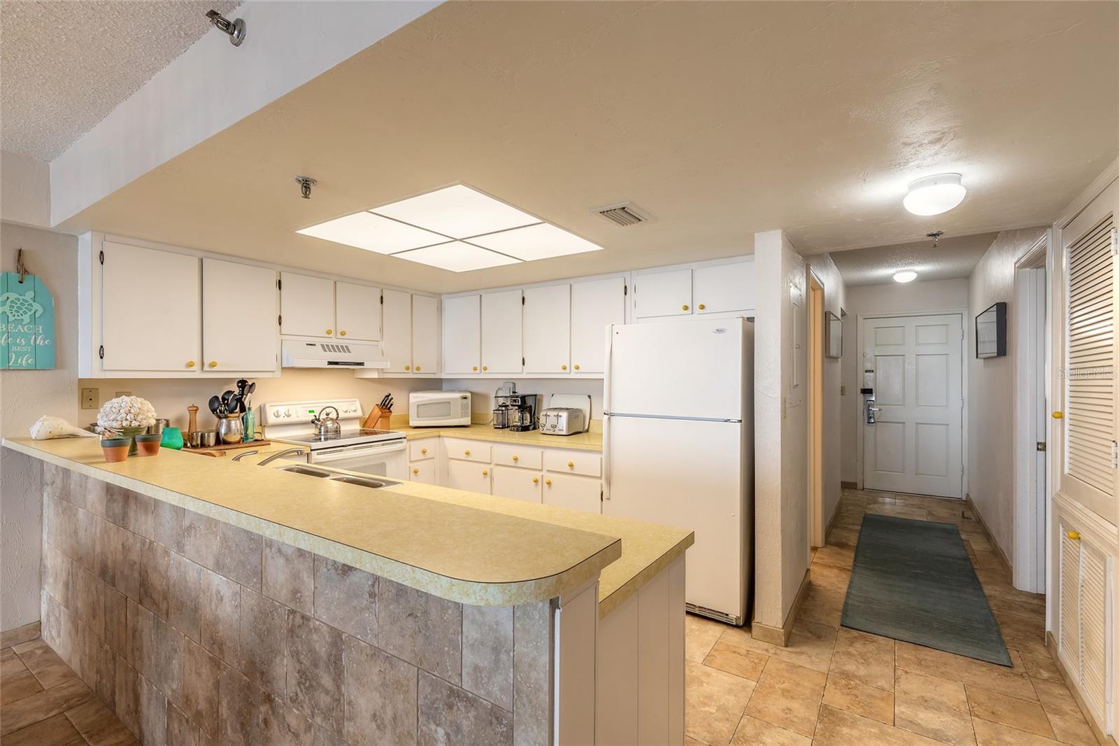 Image 24 of 43 For 4139 Atlantic Avenue A508