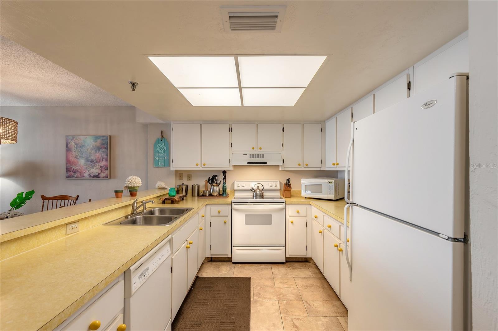 Image 25 of 43 For 4139 Atlantic Avenue A508