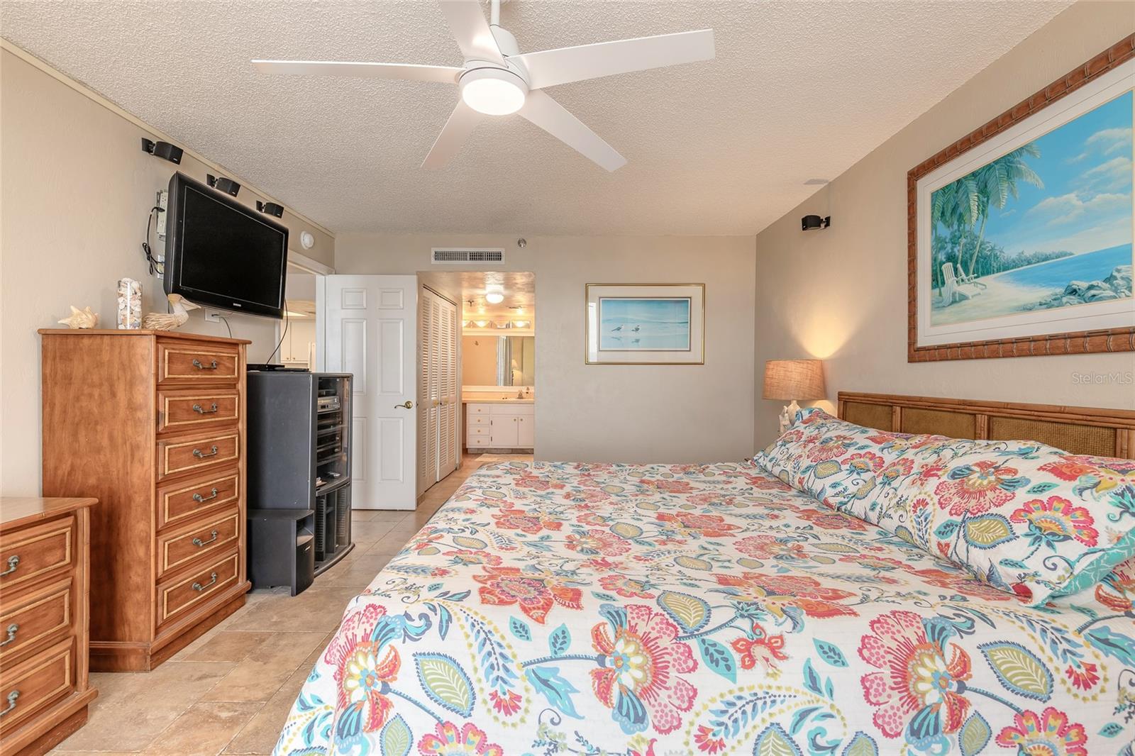 Image 28 of 43 For 4139 Atlantic Avenue A508