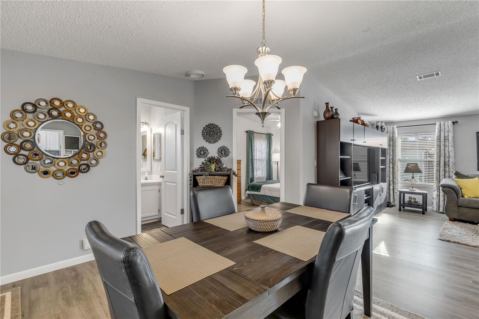 Image 17 of 50 For 110 Pine Lake Drive