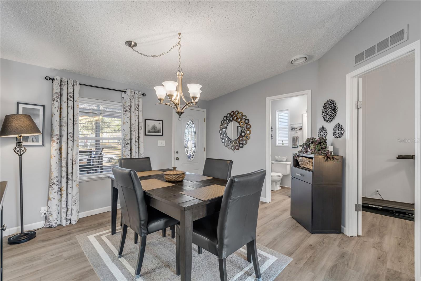 Image 19 of 50 For 110 Pine Lake Drive