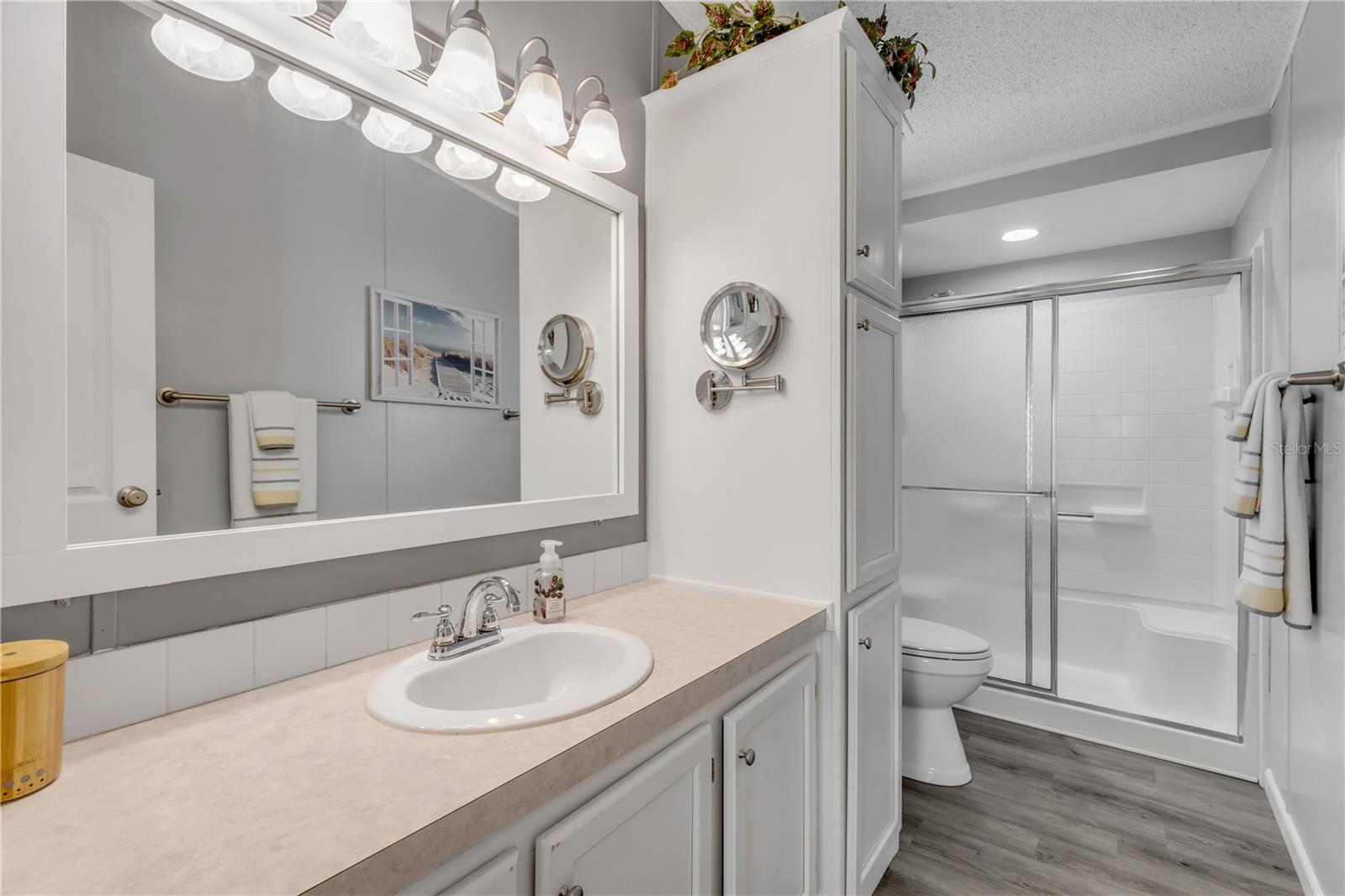 Image 32 of 50 For 110 Pine Lake Drive