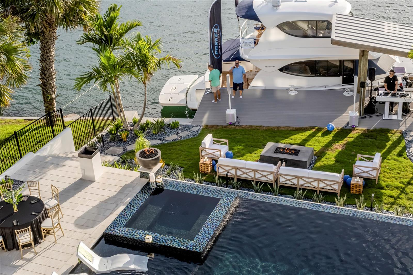 Image 27 of 95 For 1194 Peninsula Avenue