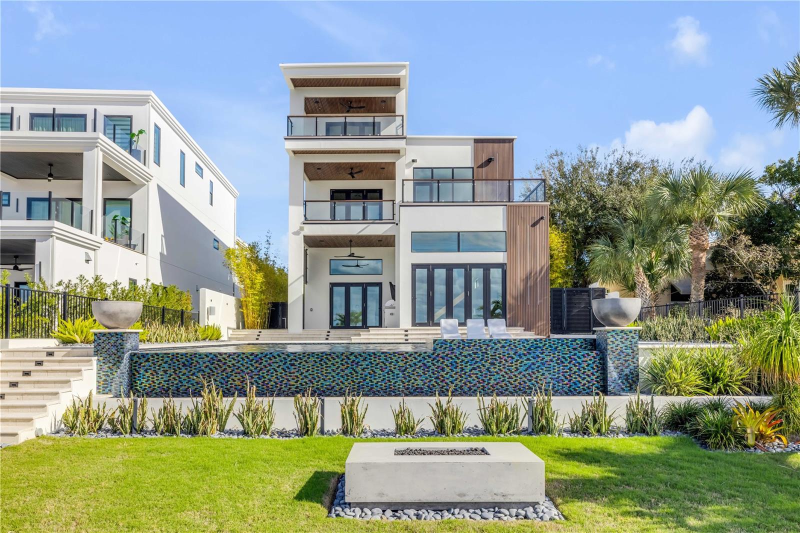 Image 30 of 95 For 1194 Peninsula Avenue