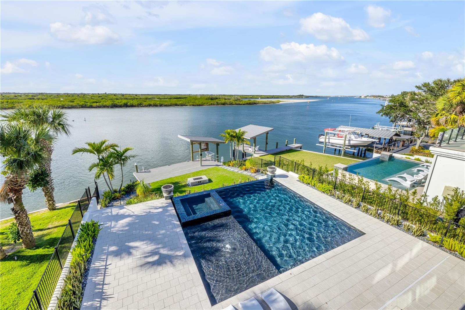 Image 35 of 95 For 1194 Peninsula Avenue