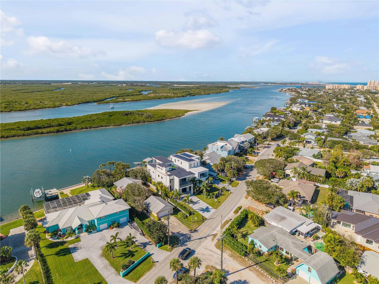 Image 39 of 95 For 1194 Peninsula Avenue