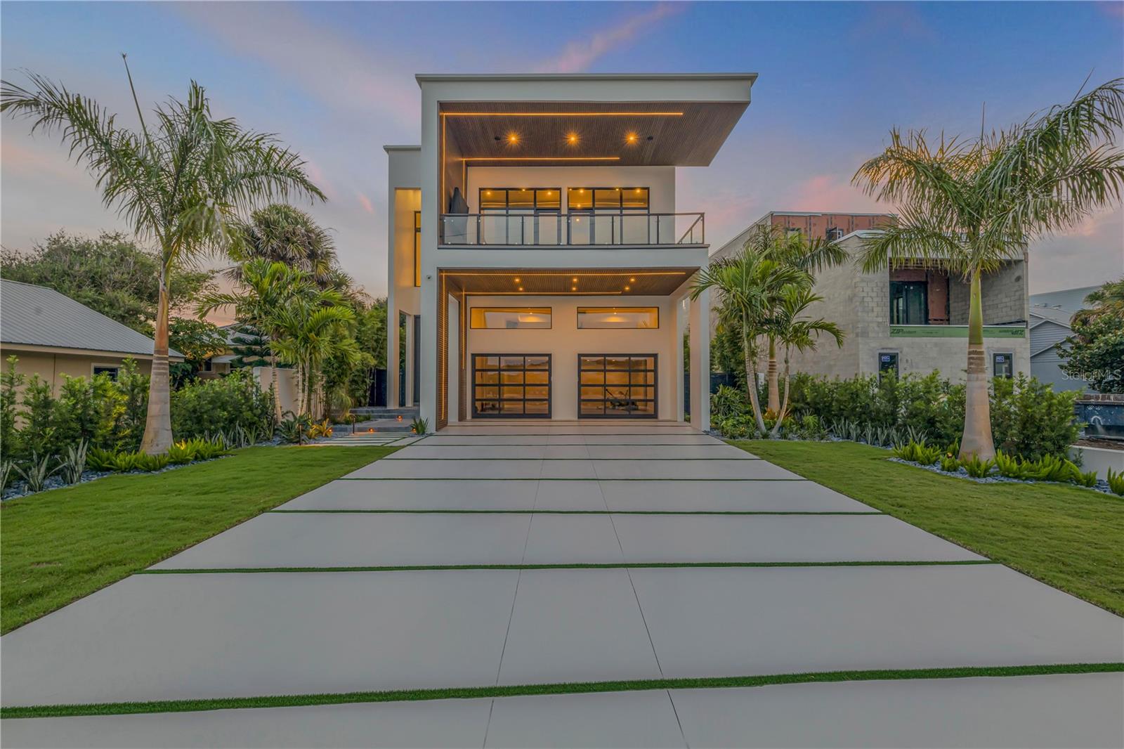 Image 54 of 95 For 1194 Peninsula Avenue