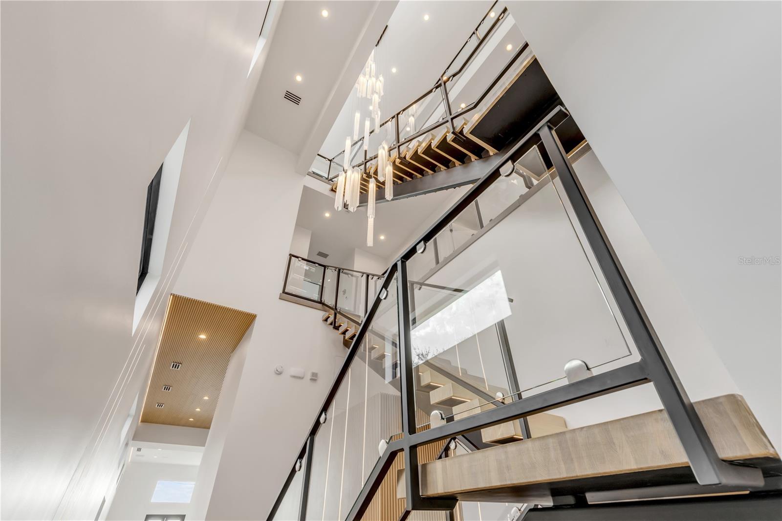 Image 61 of 95 For 1194 Peninsula Avenue