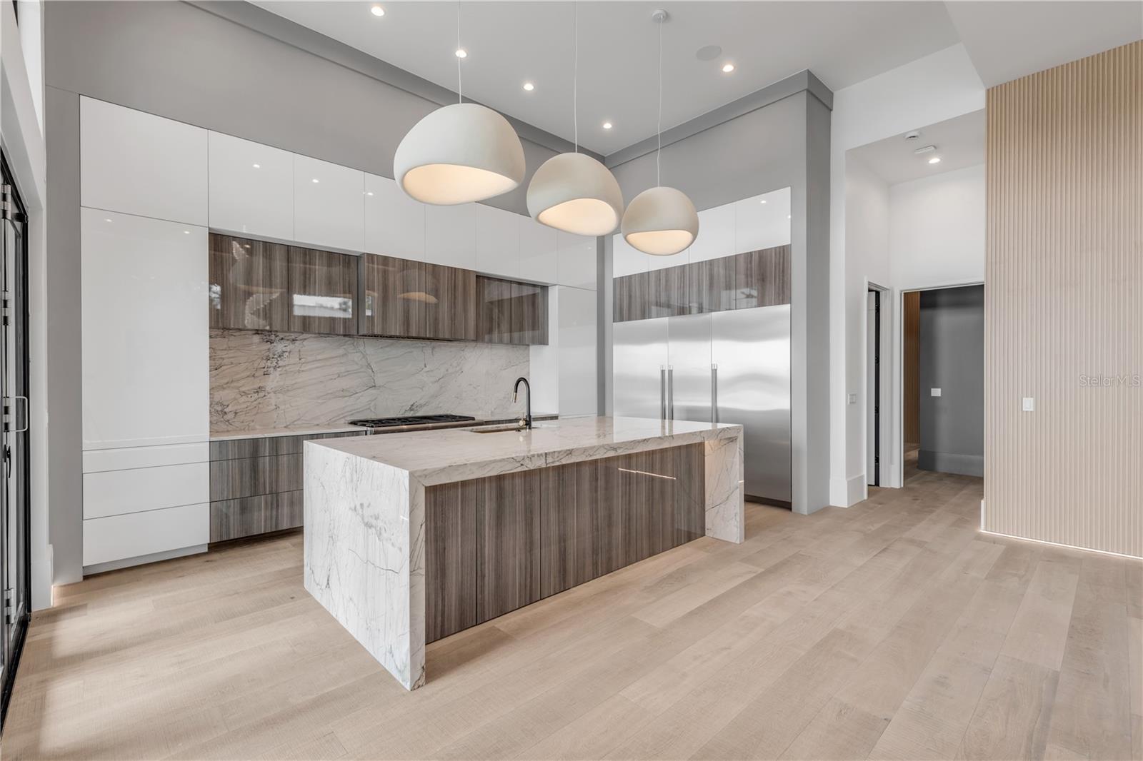 Image 73 of 95 For 1194 Peninsula Avenue